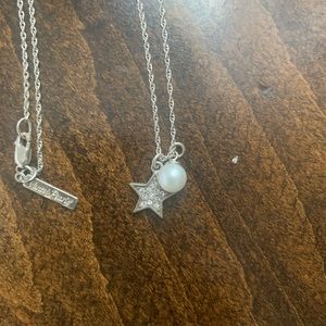 Vantel Pearls Necklace